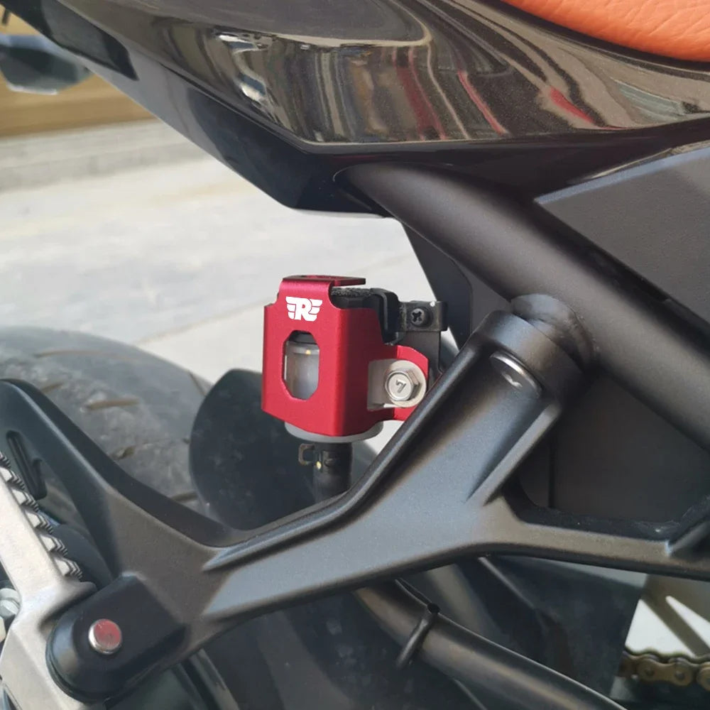 Royal Enfield Rear Brake Fluid Reservoir Guard Cover Meteor 650 Interceptor 650