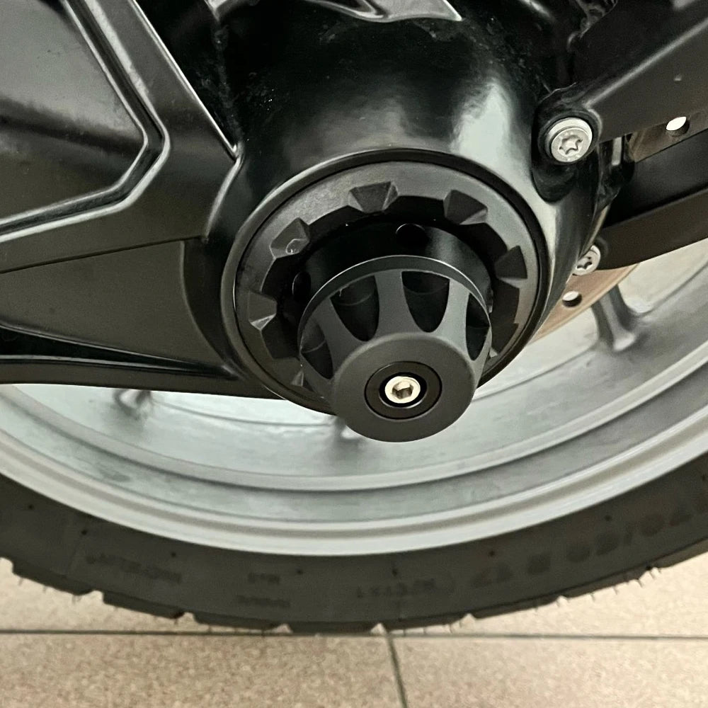 BMW R1200GS R1250GS HP R9T Axle Protection Crash Pad Hub Cover Final Drive