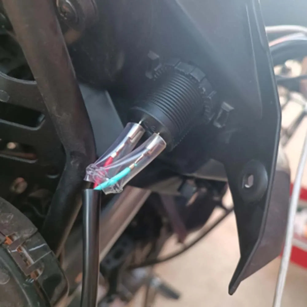 USB Charger with Relay for Kawasaki Versys 650 1000 X300 Ninja 400 650 2023