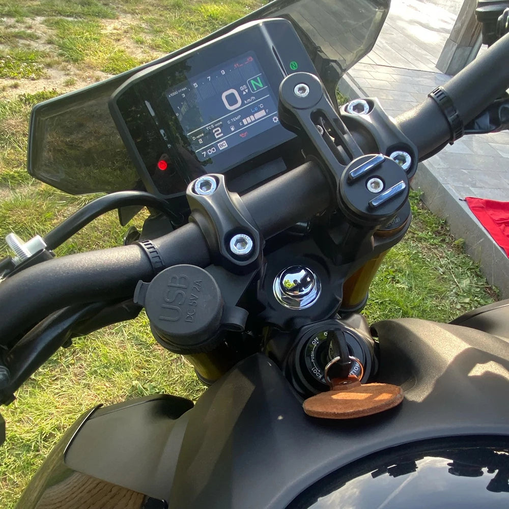 Motorcycle USB DC Outlet Adapter For Yamaha MT-07 MT-09 FZ-07 Tracer XSR 700