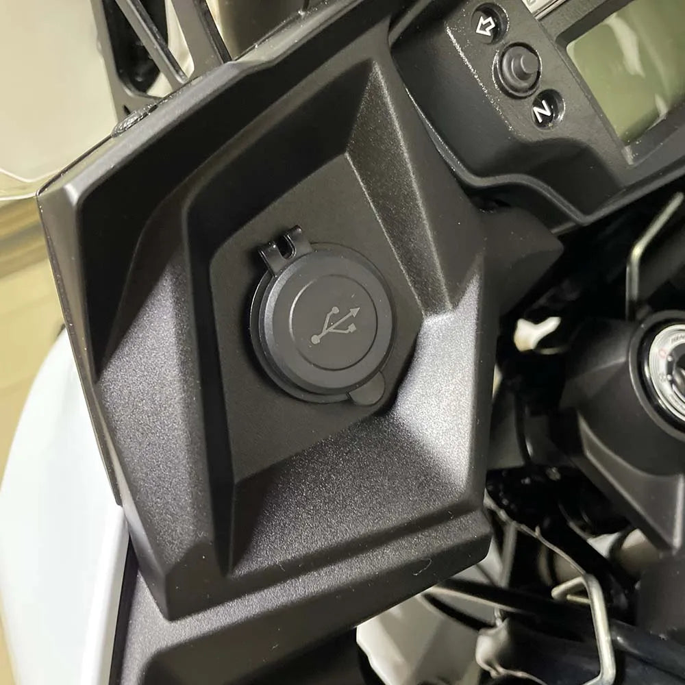 USB Charger with Relay for Kawasaki Versys 650 1000 X300 Ninja 400 650 2023