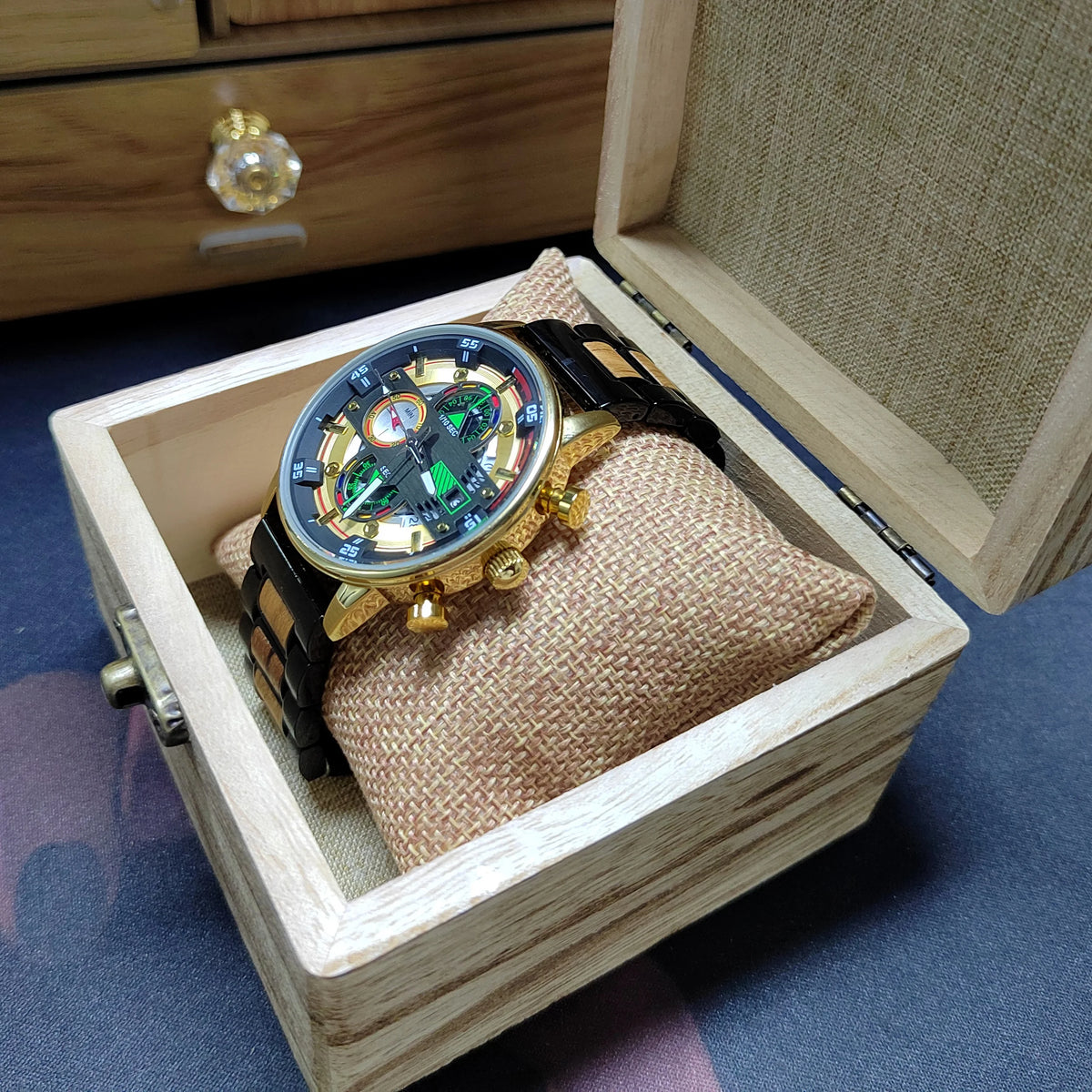 Men’s Luxury Wood Watch – Unique Chronograph Design, Luminous & Water Resistant